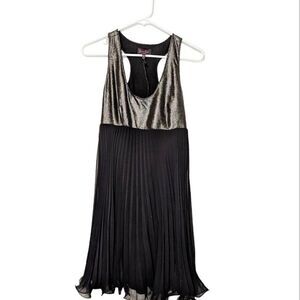 Patricia Field Women's Pleated Dress‎ Raerback Cocktail Mini Black Size 4